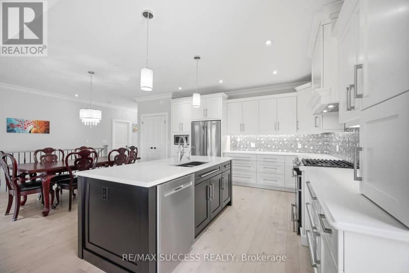 128 St. Michael's Street — photo 11 of 40