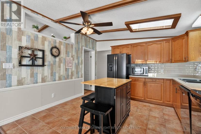 48 Redford Drive — photo 14 of 40