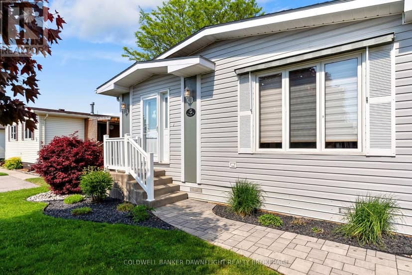 48 Redford Drive, South Huron, photo 3