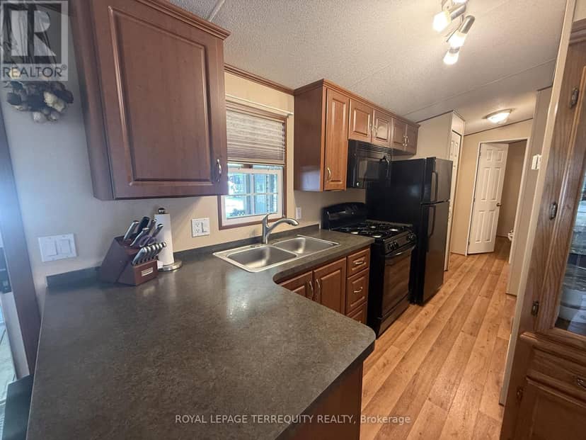 16 Rockhaven — photo 11 of 25