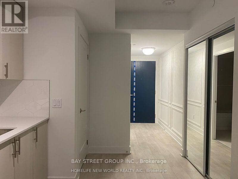 2515 - 2545 Simcoe Street N — photo 15 of 20