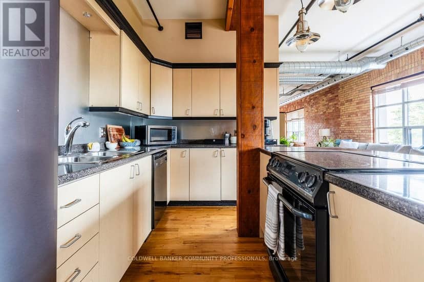 44 - 36 Margaret Street — photo 12 of 40