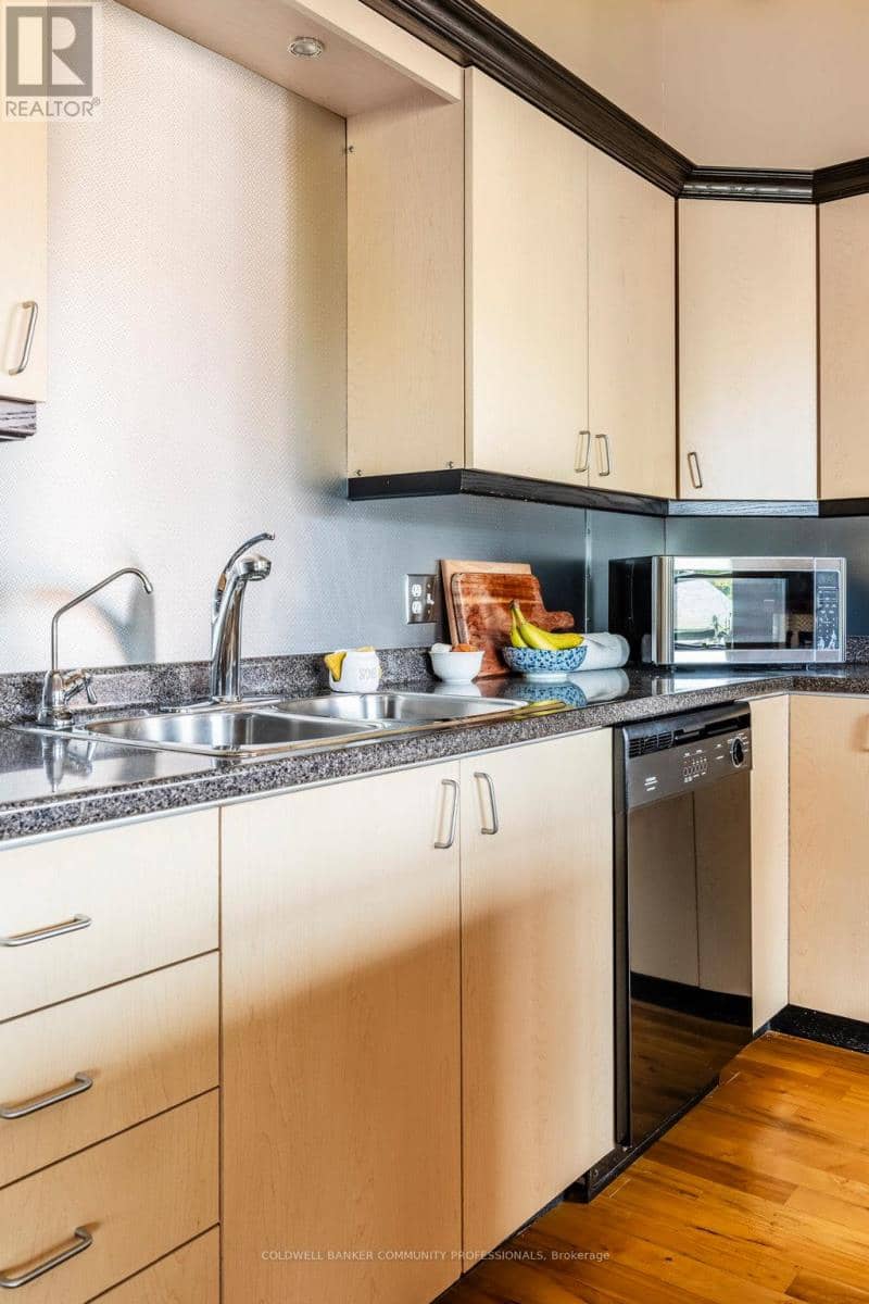 44 - 36 Margaret Street — photo 14 of 40