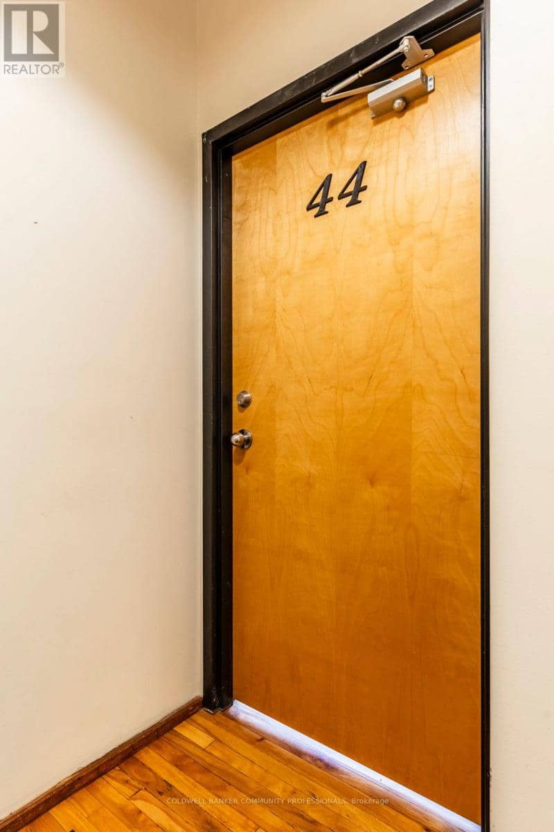 44 - 36 Margaret Street — photo 7 of 40
