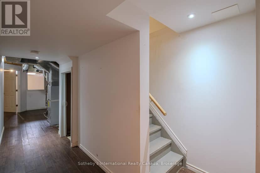 17 Dwyer Court — photo 19 of 24