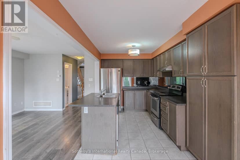 17 Dwyer Court — photo 8 of 24
