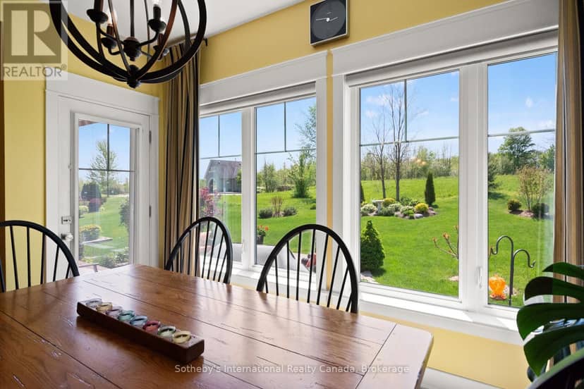 208 Snowberry Lane — photo 10 of 40
