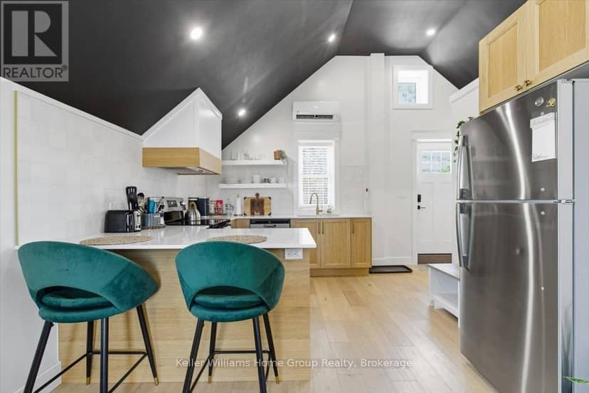 161 David Street — photo 6 of 40
