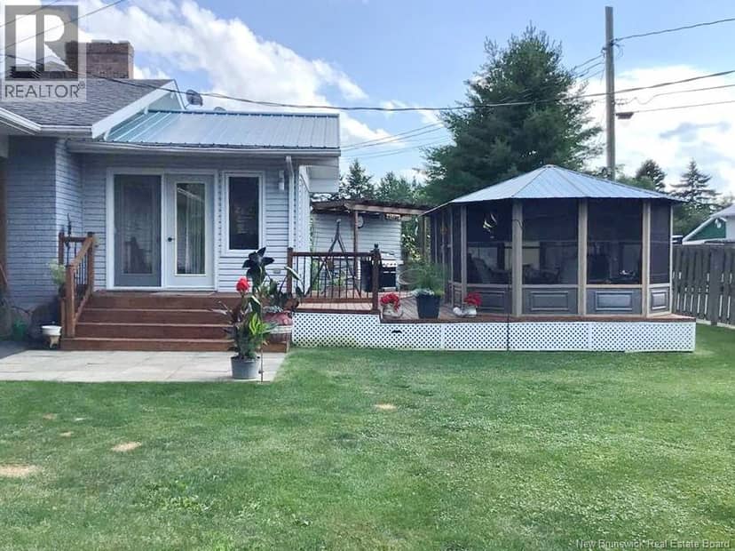 685 Principale Street — photo 27 of 28