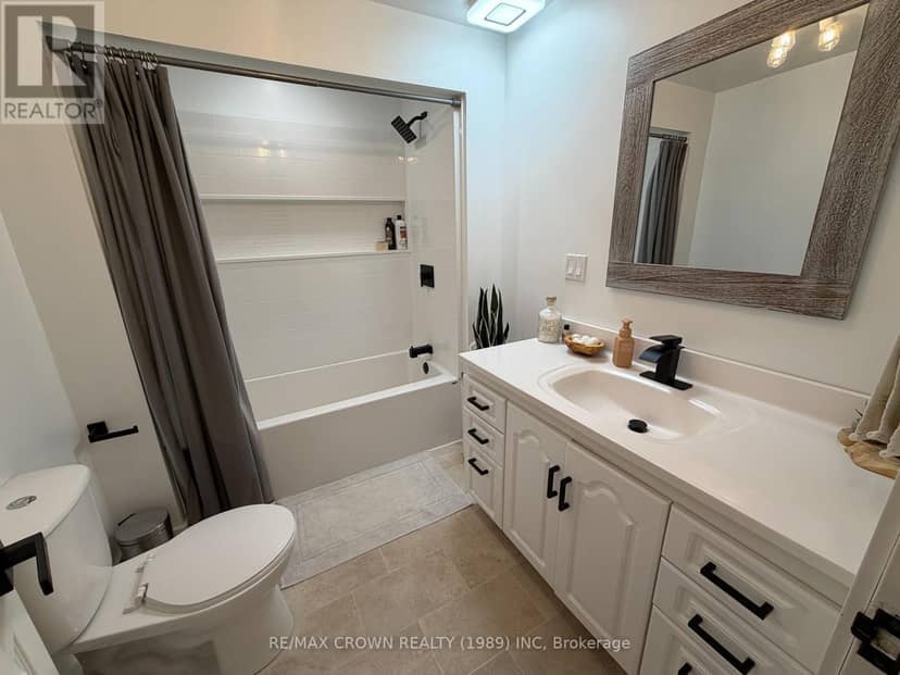Moonbeam - 48 Remi Lake Road — photo 15 of 40