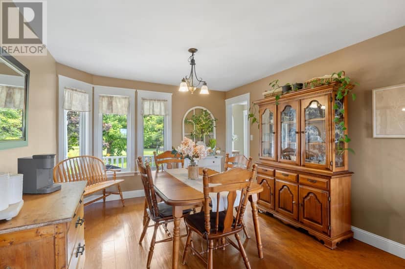 25 Arnolds Lane — photo 8 of 40