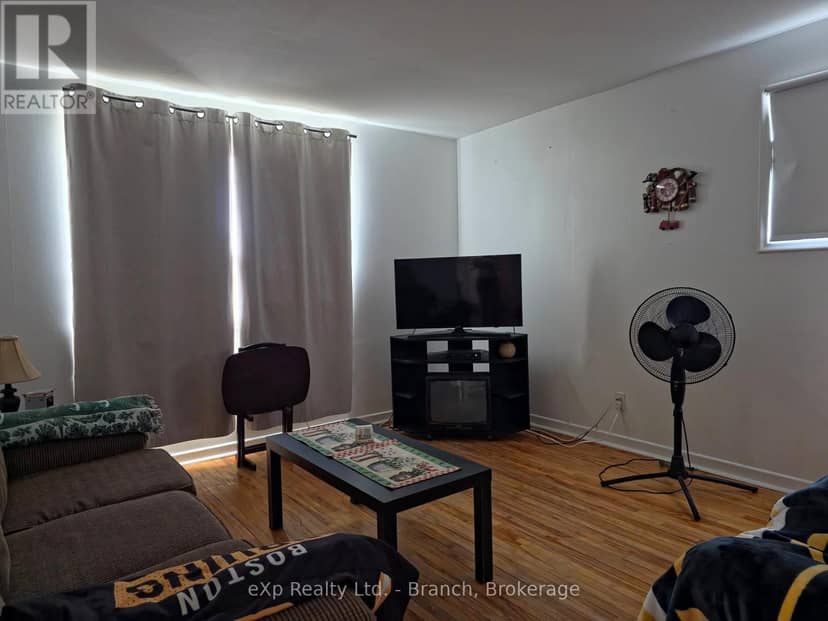 51 Hudson Bay Avenue — photo 9 of 9