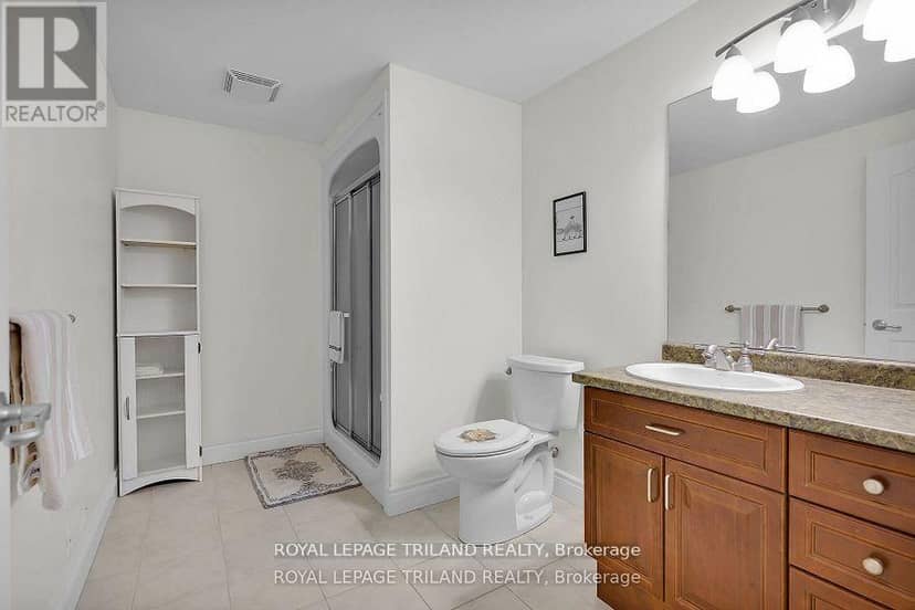 7119 Clayton Walk — photo 37 of 40