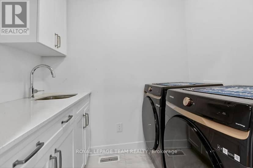 950 Islington Way — photo 38 of 40