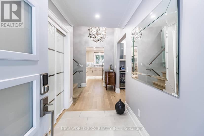 58 Comay Road, Toronto, photo 2