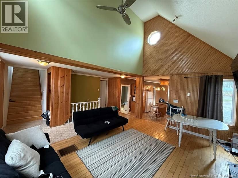 1156 St-Francois Street — photo 6 of 15