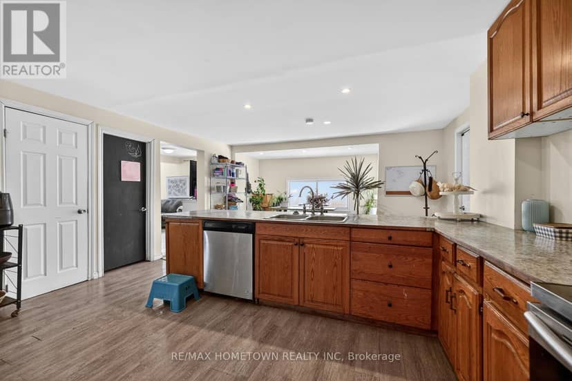 24 William Street — photo 15 of 35