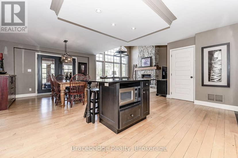 Sandfield 3 W3 - 3876 Muskoka Rd 118 Highway W — photo 13 of 35