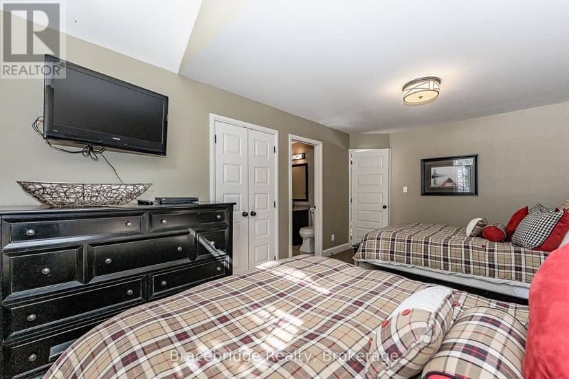 Sandfield 3 W3 - 3876 Muskoka Rd 118 Highway W — photo 21 of 35