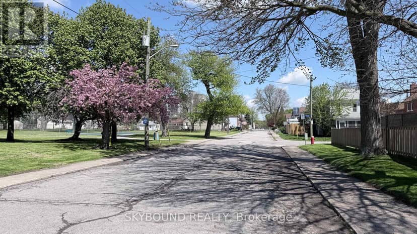 4890 Saint Clair Avenue — photo 8 of 21