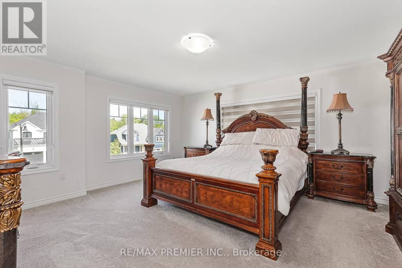 100 Stillwater Crescent — photo 13 of 26