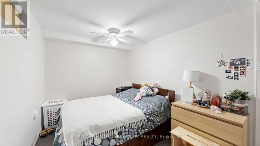 321 Lakeshore Road E — photo 35 of 40