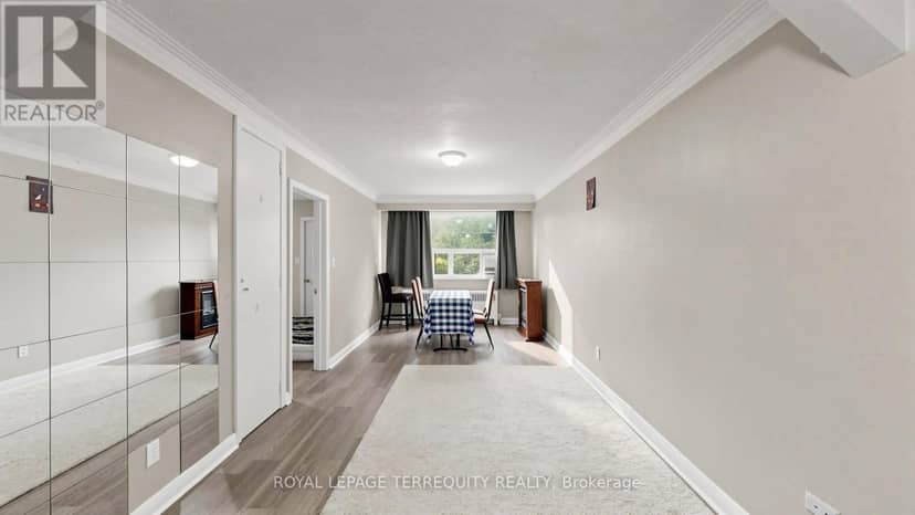 321 Lakeshore Road E — photo 4 of 40