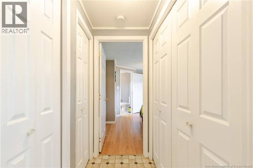 2 Wood Avenue — photo 21 of 40