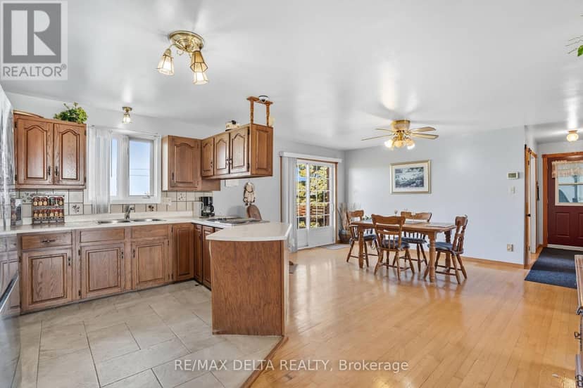 4254 Conc 20 Concession — photo 18 of 35