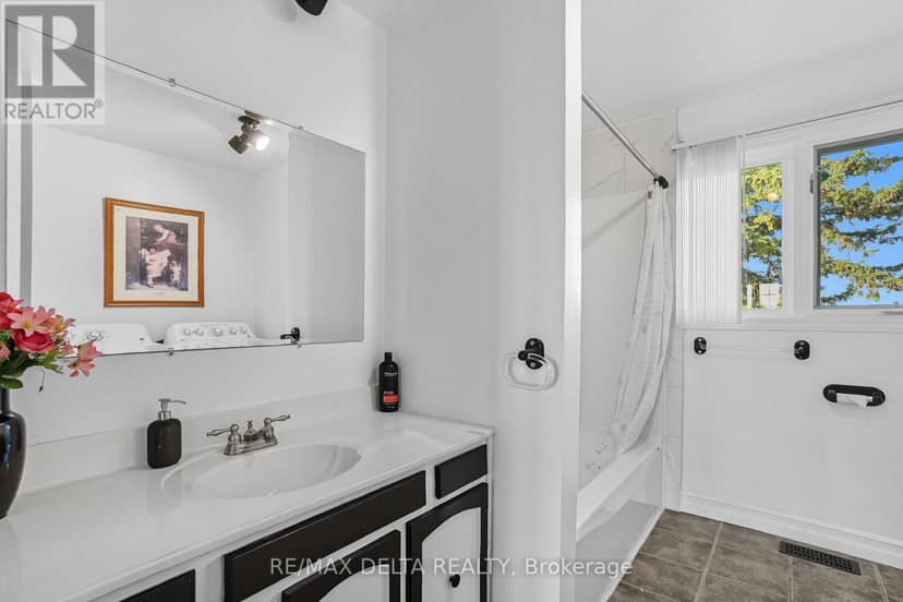 4254 Conc 20 Concession — photo 23 of 35