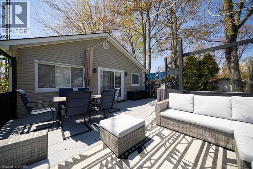 21 FERRIS Street — photo 24 of 35