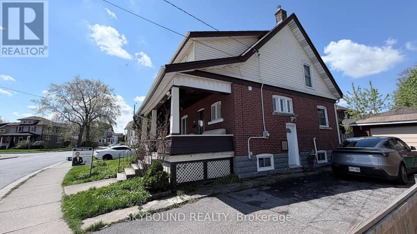5113 St Lawrence Avenue — photo 2 of 32