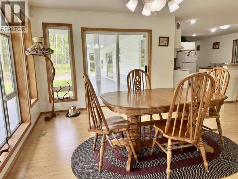 6436 ERICKSON ROAD, 100 Mile House, photo 7