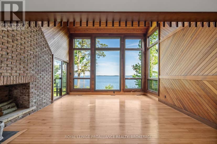 20 Riverside Drive — photo 12 of 40