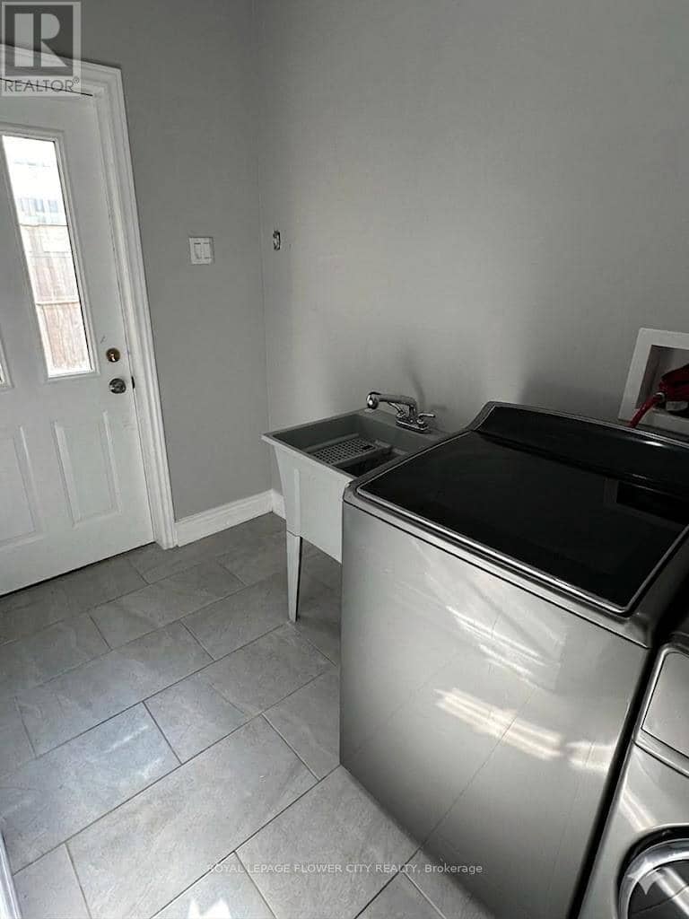10 Pearl Street — photo 18 of 19