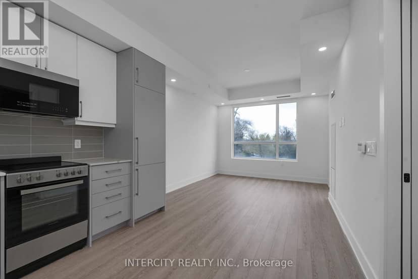 326 - 2075 King Road — photo 13 of 40