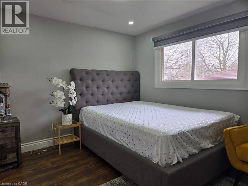 261 OVERLEA Drive — photo 9 of 11