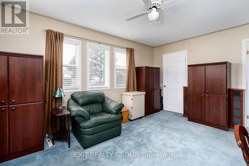 5 Empire Boulevard — photo 15 of 30