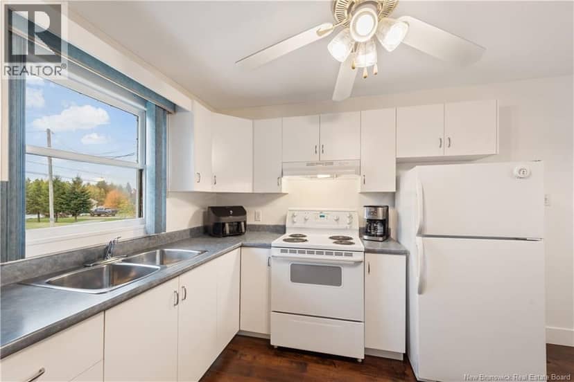 360 Chemin Cap Saint-Louis Road — photo 9 of 33