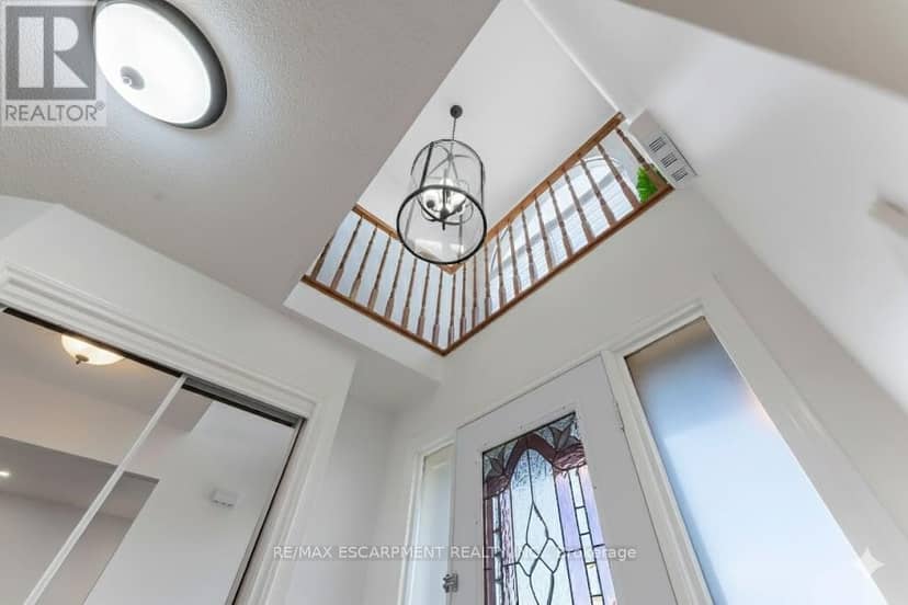 113 Greenshire Drive, Hamilton, photo 3
