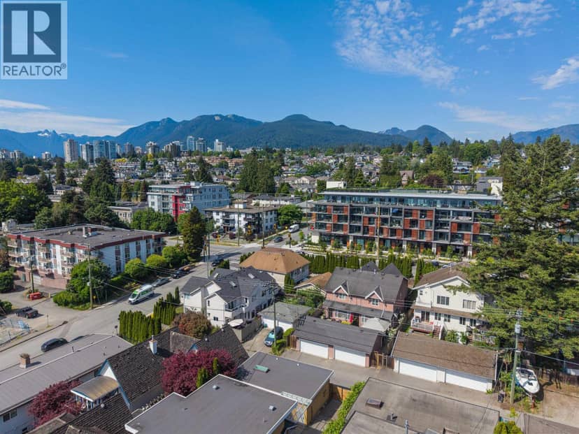 409-411 417-419 E 3RD STREET, North Vancouver, photo 6