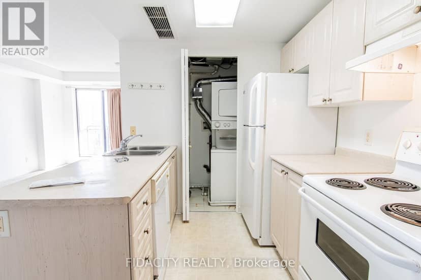 7N - 310 Central Park Drive, Ottawa, photo 6