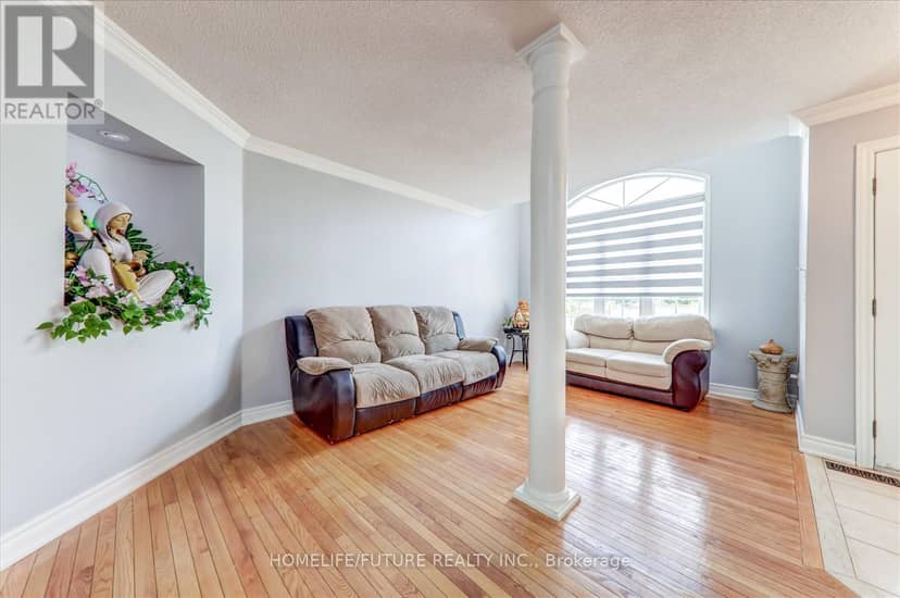 69 Heatherdale Drive — photo 6 of 38