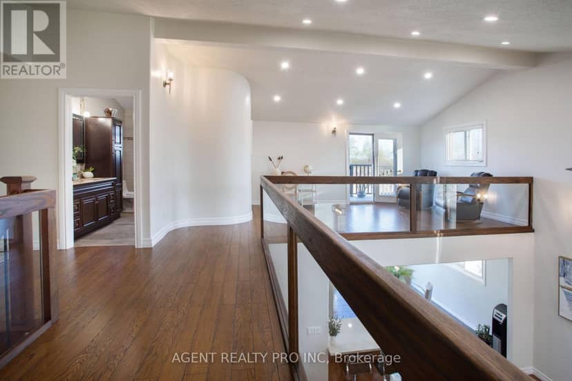 6571 Carroll Drive — photo 37 of 40
