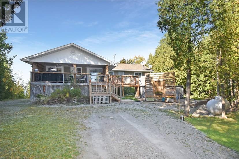 2258 B Highway 540, Little Current, photo 3