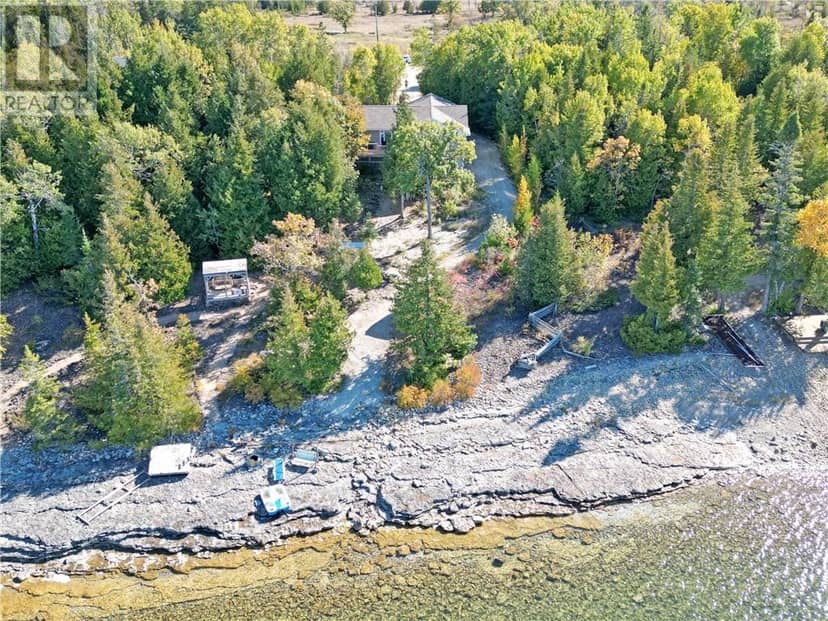 2258 B Highway 540, Little Current, photo 2