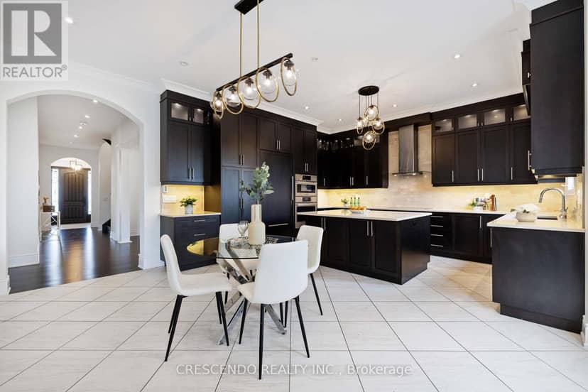 171 Woodgate Pines Drive — photo 10 of 40
