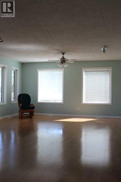 503 5th Avenue  NE — photo 16 of 40