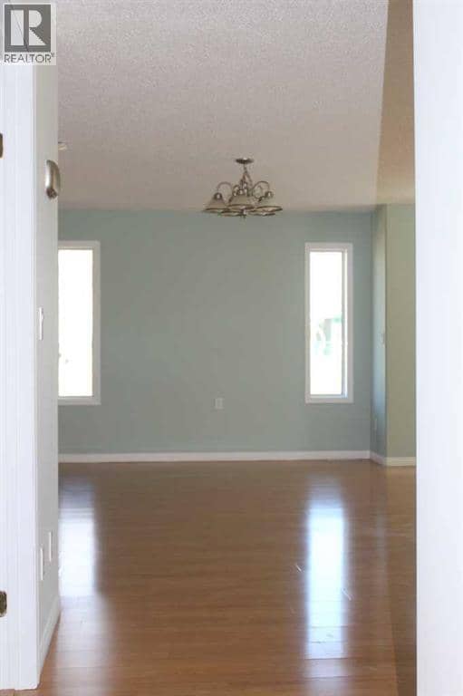 503 5th Avenue  NE — photo 27 of 40