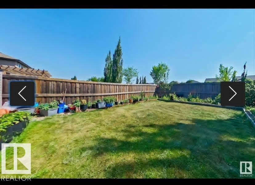2402 Casselman CR SW, Edmonton, photo 3